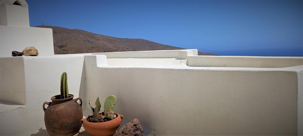 Wabisabi Chora W/ Spectacular Sea Views * Serifos Town